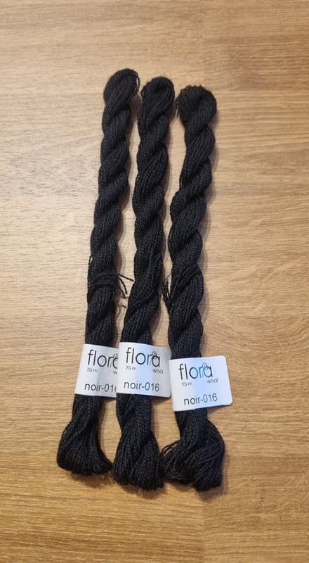 Flora garn Noir