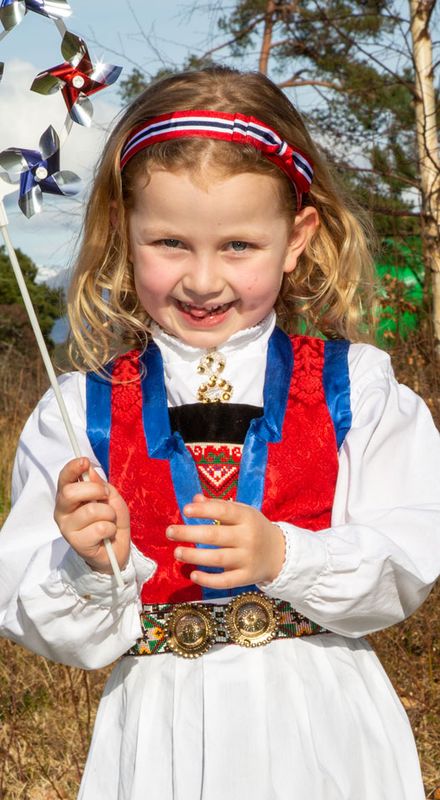 17. mai hårbøyle bred