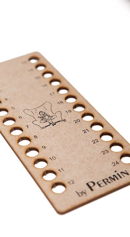 Trådholder for broderigarn firkant
