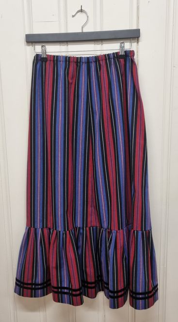 Hovedbilde Understakk blårød stripet Kristin Husflid 68